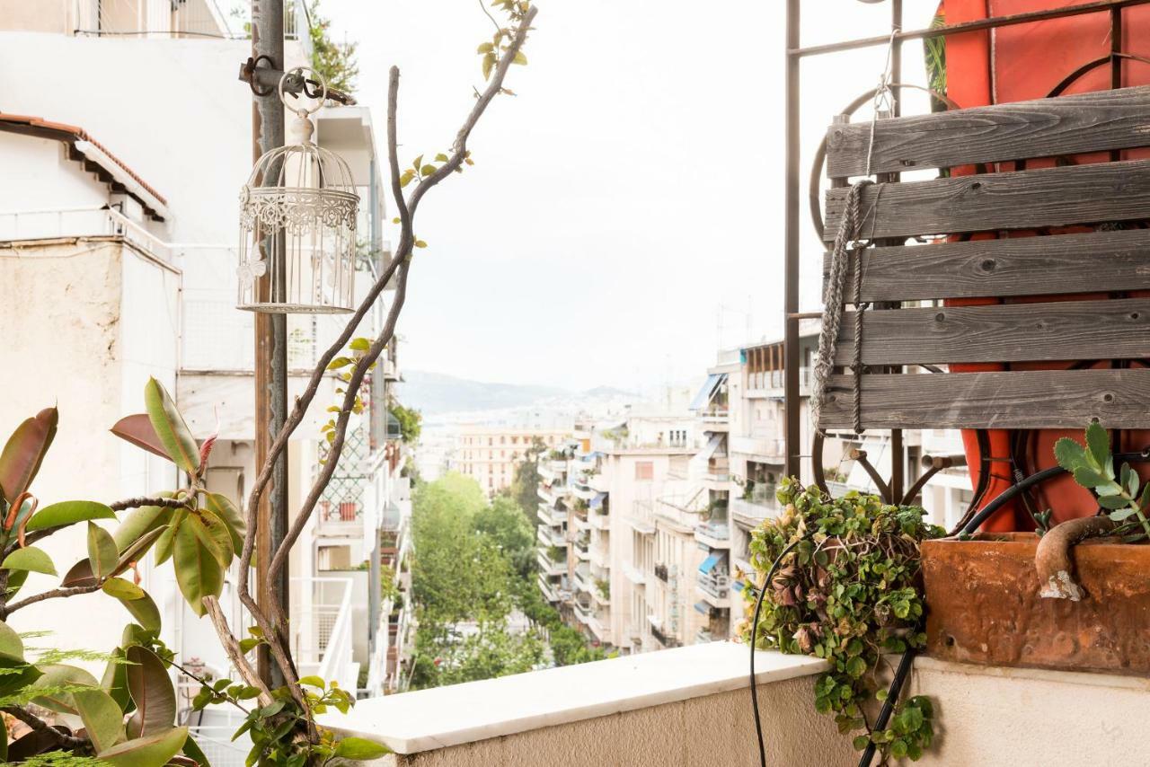 Stylish Flat With Veranda In The Heart Of アテネ エクステリア 写真