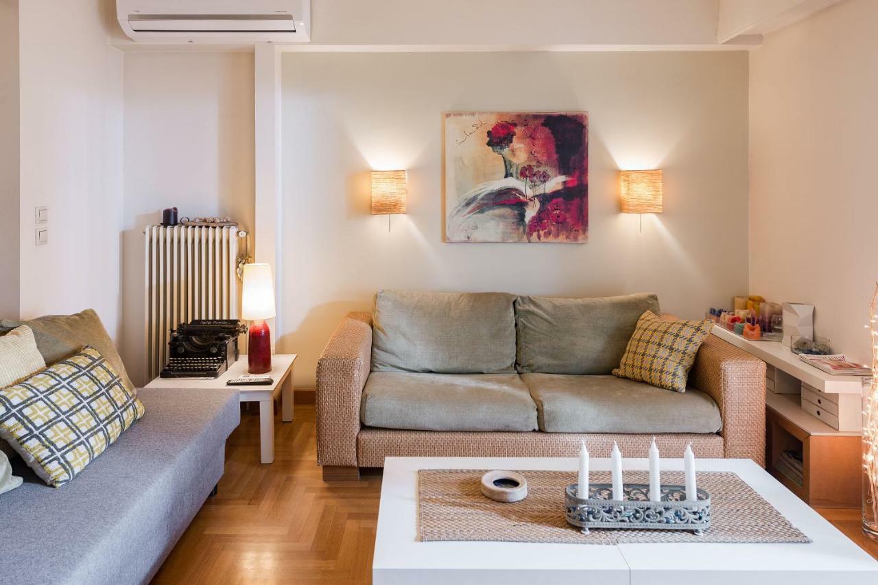 Stylish Flat With Veranda In The Heart Of アテネ エクステリア 写真