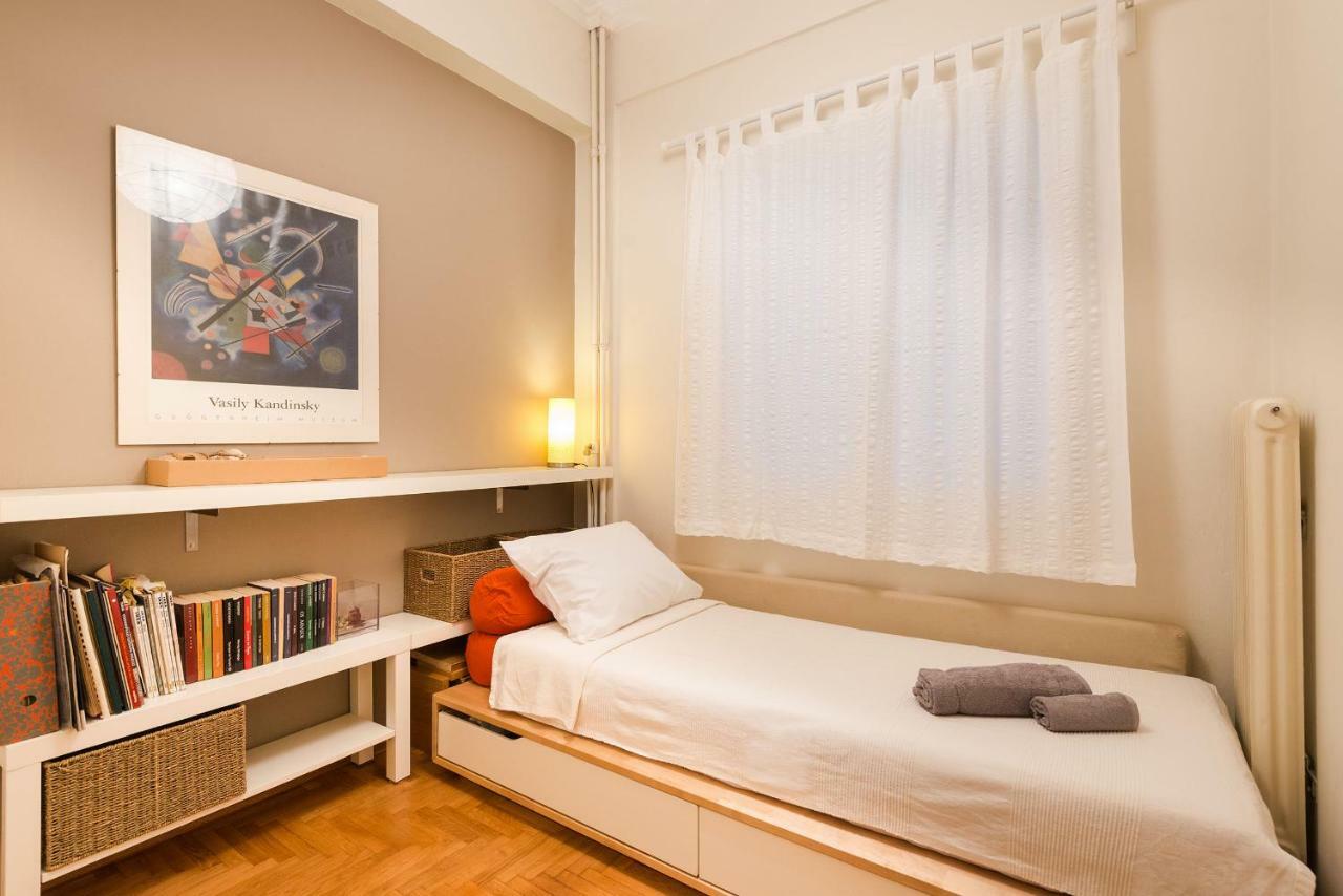 Stylish Flat With Veranda In The Heart Of アテネ エクステリア 写真