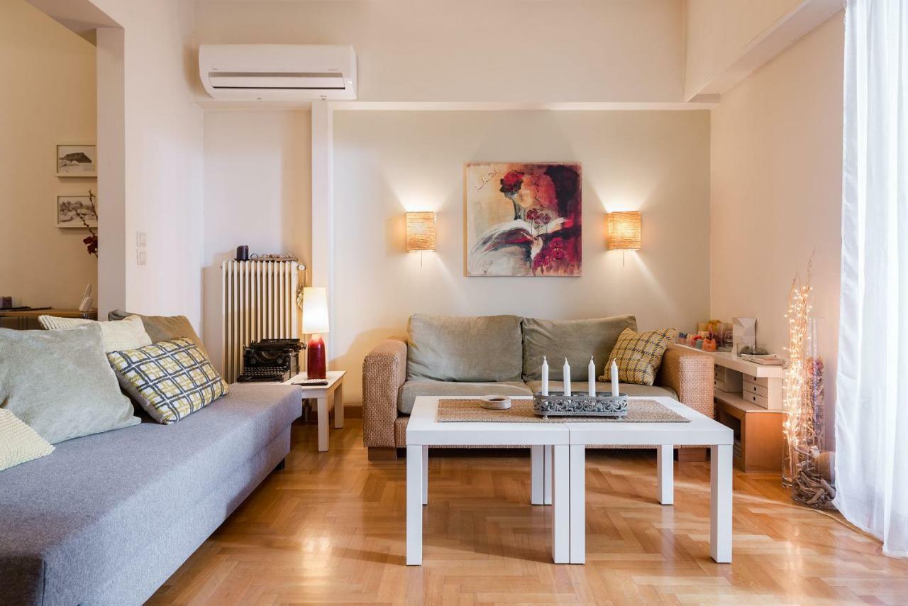 Stylish Flat With Veranda In The Heart Of アテネ エクステリア 写真